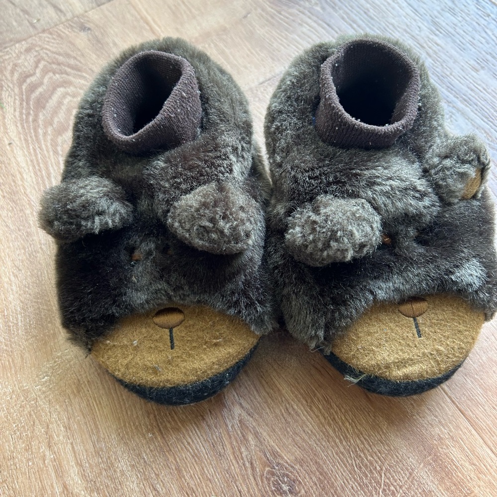 LL Bean Bear slippers little kid 9-10